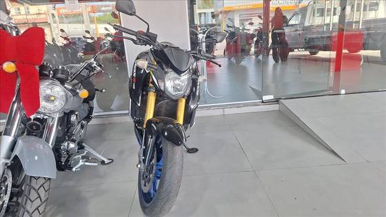 SUZUKI GSX-S750ZA SUZUKI GSX-S750ZA
